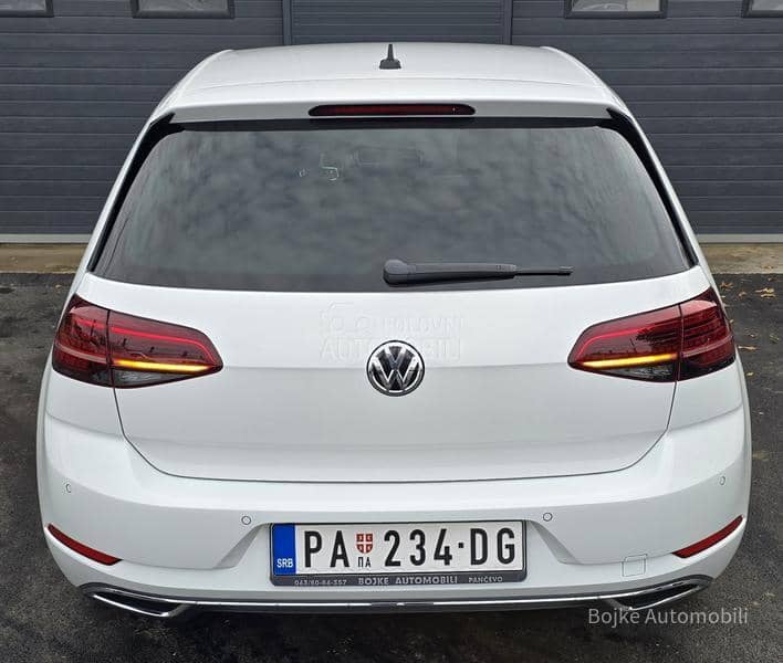 Volkswagen Golf 7 1.6TDI DSG HIGHLINE