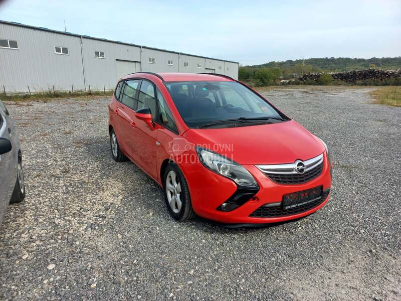 Opel Zafira 1400 net Opel Zafira 1400 net
