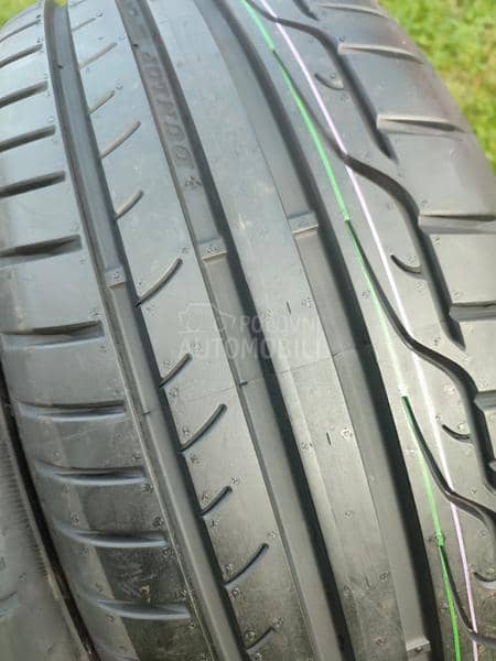 Dunlop 225/40 R19 Letnja