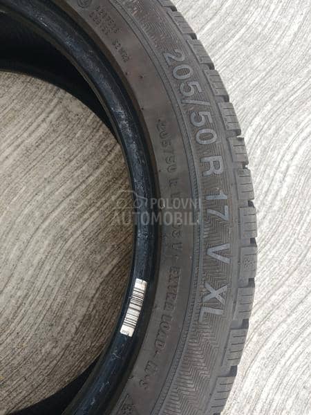 Gislaved 205/50 R17 Zimska