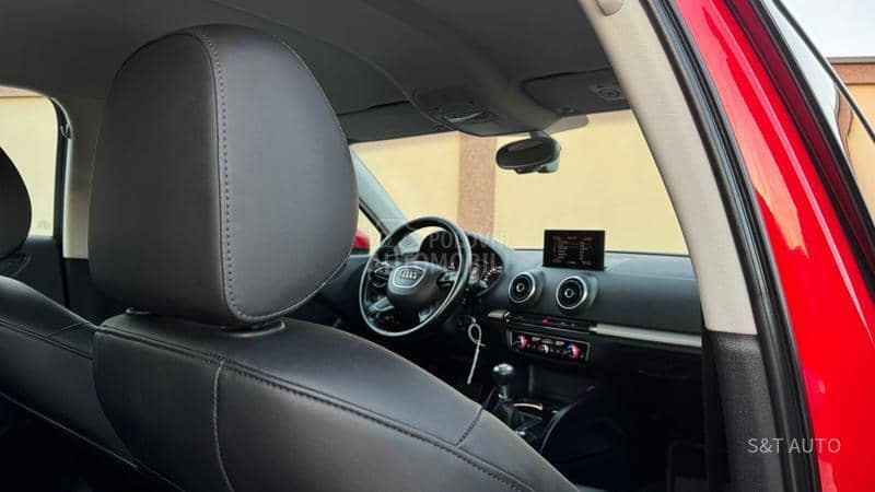 Audi A3 1.6 TDI/LED/NAV/FUL