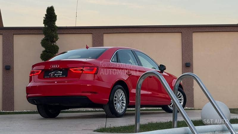 Audi A3 1.6 TDI/LED/NAV/FUL