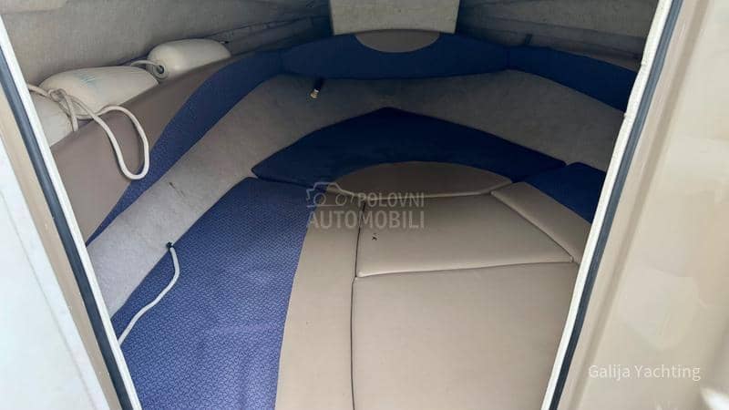 Bayliner 212 CU