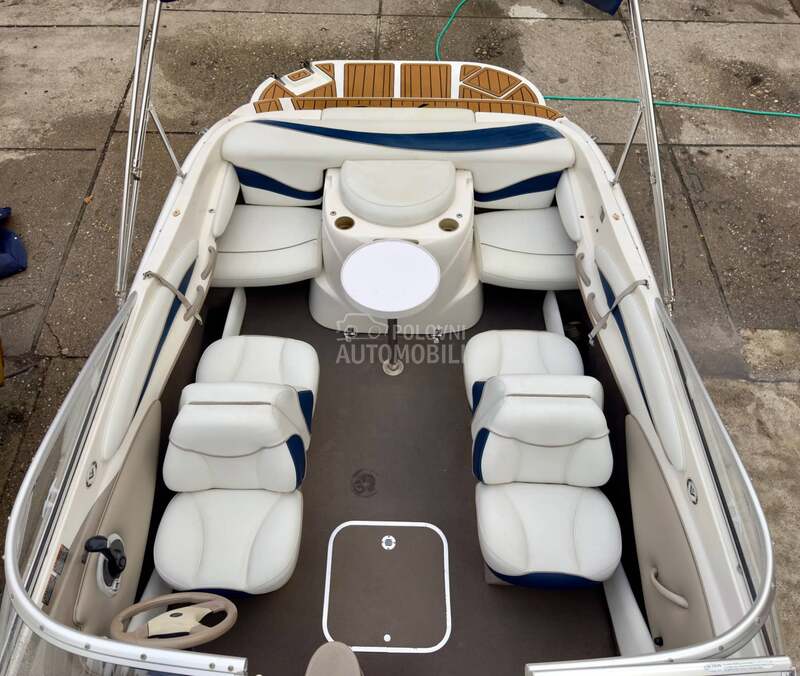 Bayliner 212 CU
