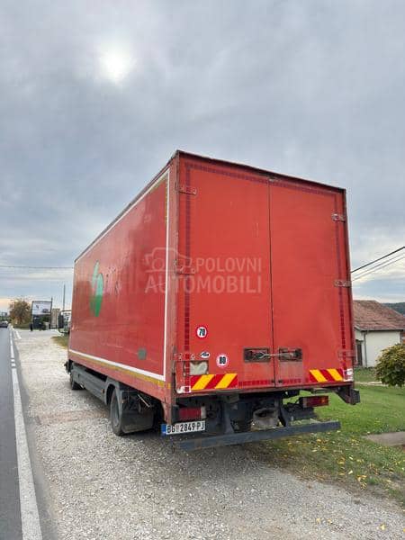 Mercedes Benz atego 818