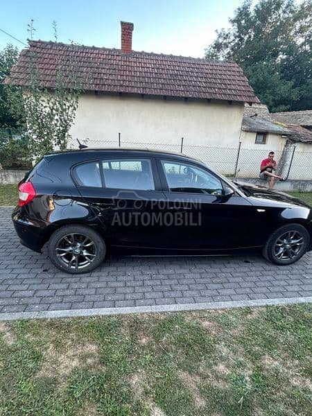 BMW 118 