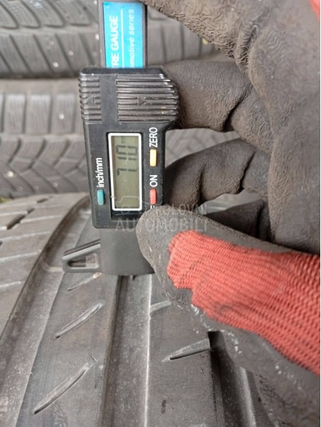 Continental 225/50 R18 Letnja