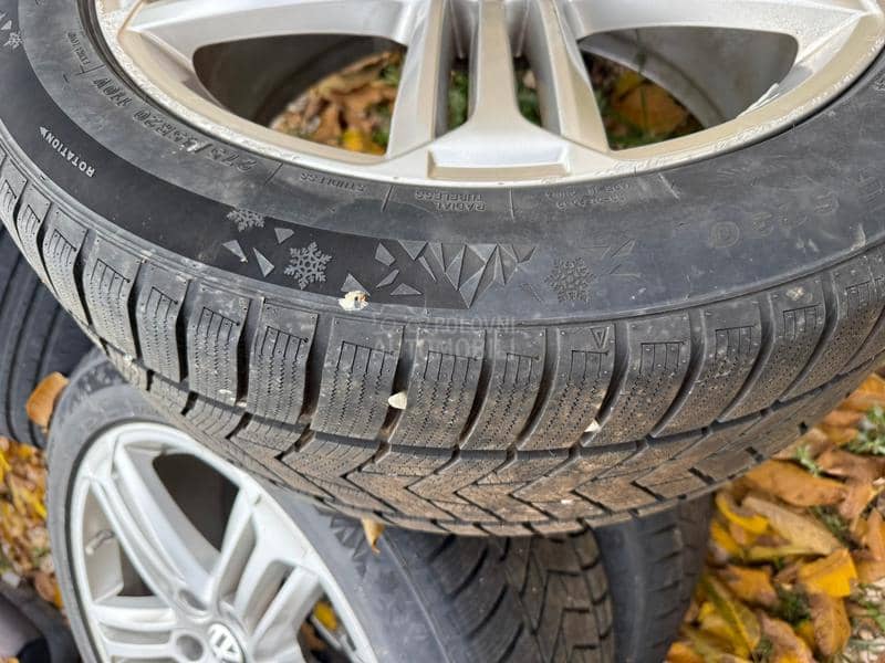 ROADTOUR 275/45 R20 Zimska