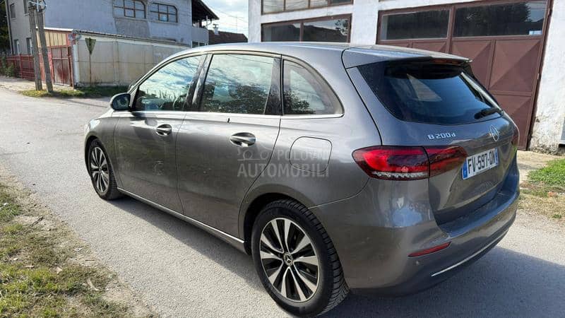 Mercedes Benz B 200 2.0 150 LED/Autom