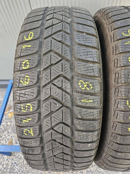 Pirelli 215/60 R16 Zimska