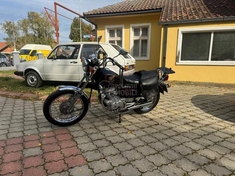 Honda CM125 Custom JC05