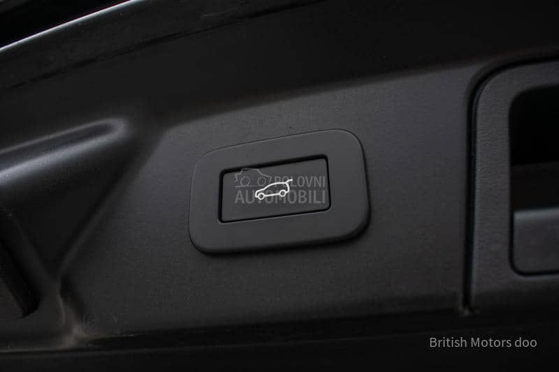 Land Rover Range Rover Velar SE D200