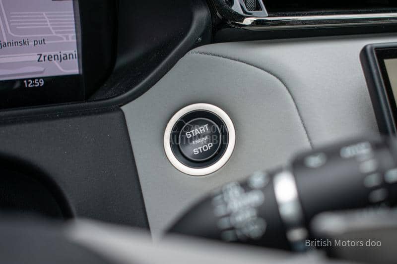 Land Rover Range Rover Velar SE D200