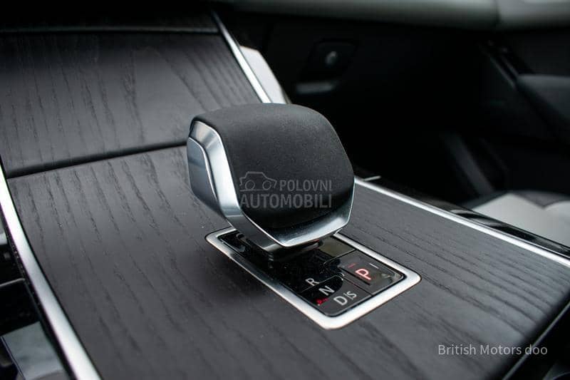 Land Rover Range Rover Velar SE D200