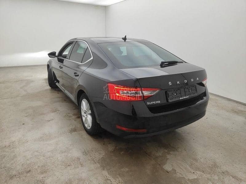 Škoda Superb 1.6 DSG STYLE 88.000