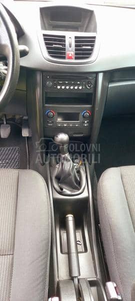 Peugeot 207 1.6 hdi BESPREKORAN Peugeot 207 1.6 hdi BESPREKORAN