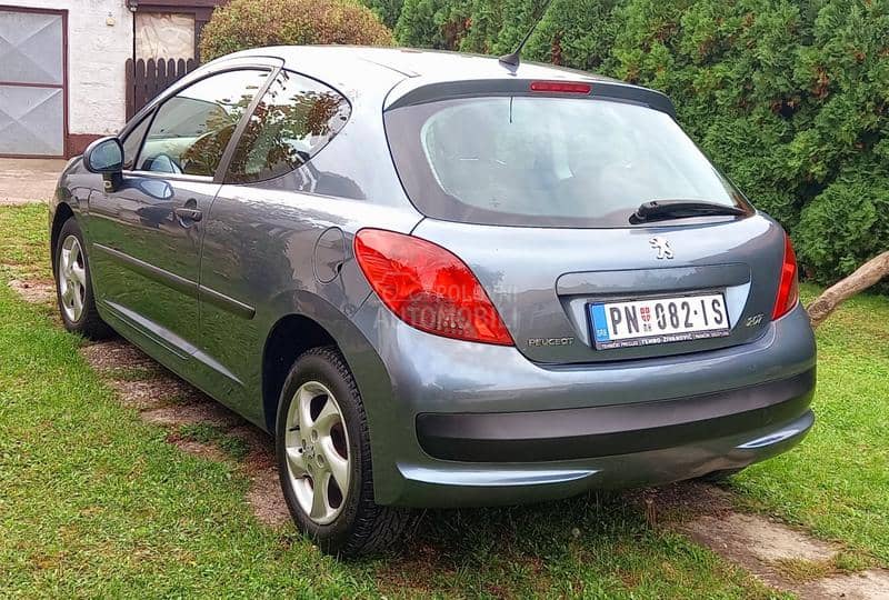 Peugeot 207 1.6 hdi BESPREKORAN Peugeot 207 1.6 hdi BESPREKORAN