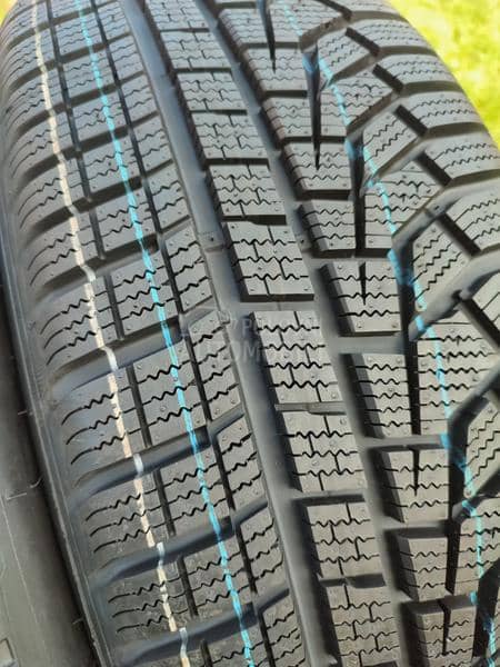 Hankook 205/55 R17 Zimska