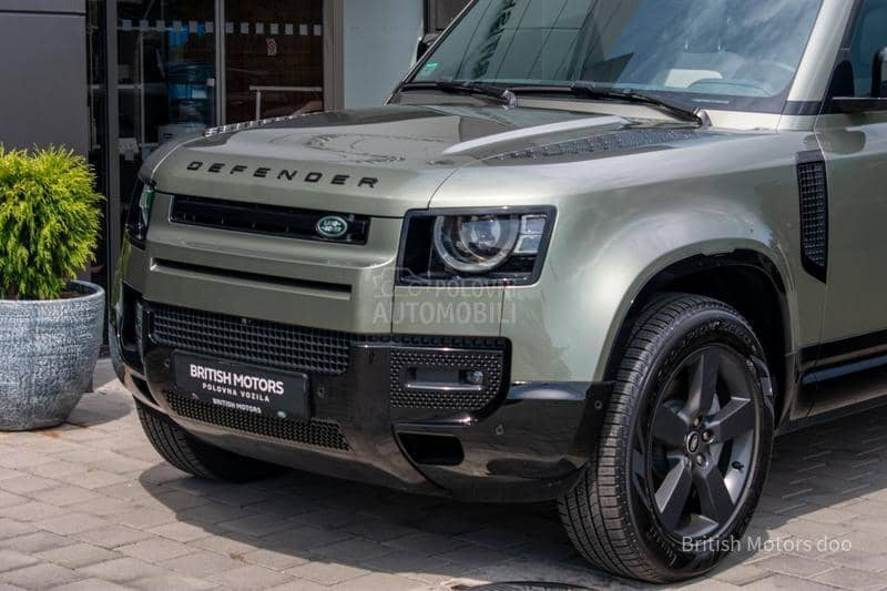 Land Rover Defender HSE P400e