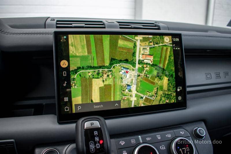 Land Rover Defender HSE P400e