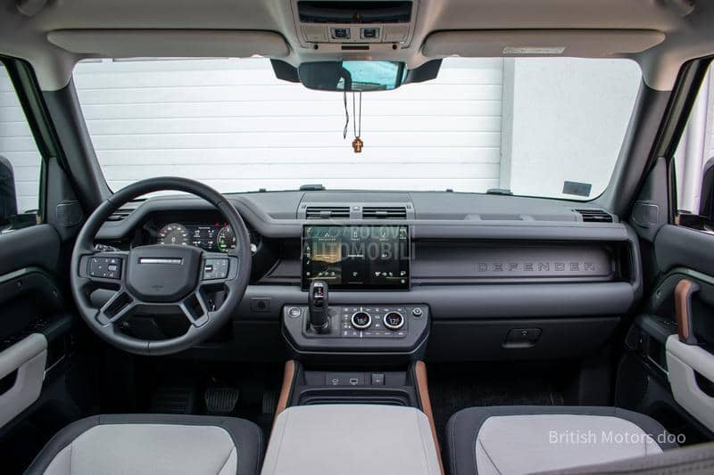 Land Rover Defender HSE P400e