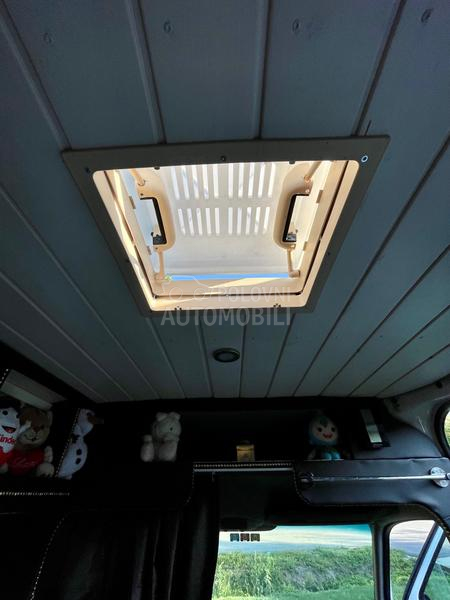 Mercedes Benz Sprinter 315