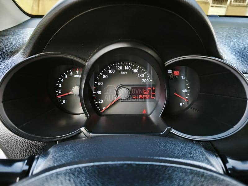 Kia Picanto 1.0i STYLE