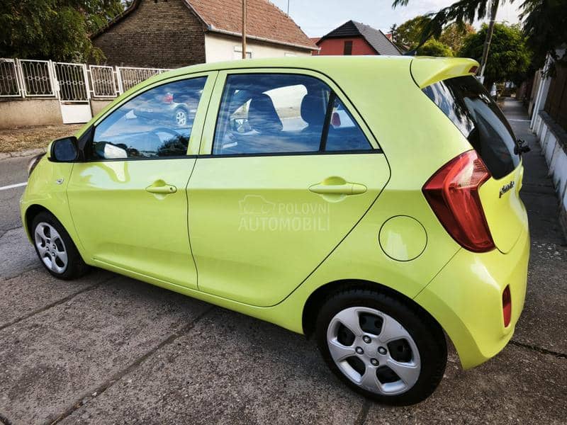 Kia Picanto 1.0i STYLE