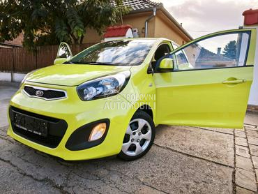 Kia Picanto 1.0i STYLE