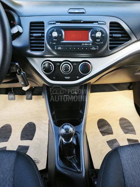 Kia Picanto 1.0i STYLE
