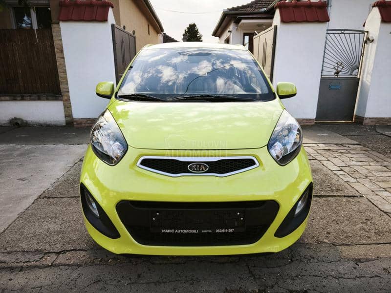 Kia Picanto 1.0i STYLE