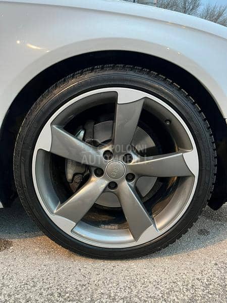 Audi A4 S-line 3.0tdi