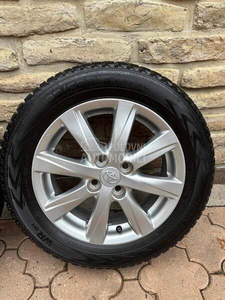 Nokian 185/60 R15 Zimska