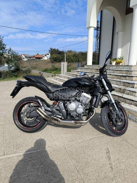 Honda cb 600fa hornet