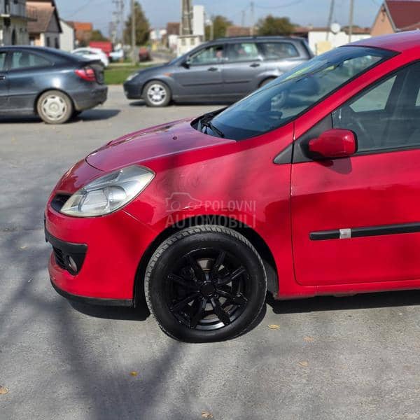 Renault Clio 1.2//7 5 k s