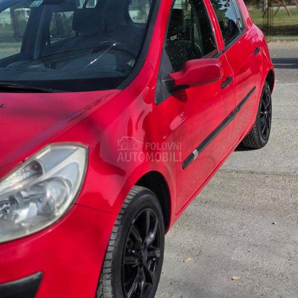 Renault Clio 1.2//7 5 k s