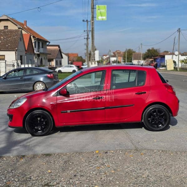 Renault Clio 1.2//7 5 k s