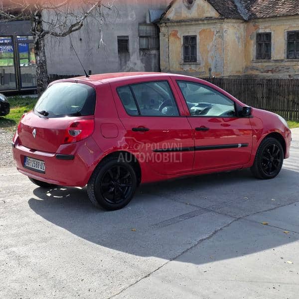 Renault Clio 1.2//7 5 k s