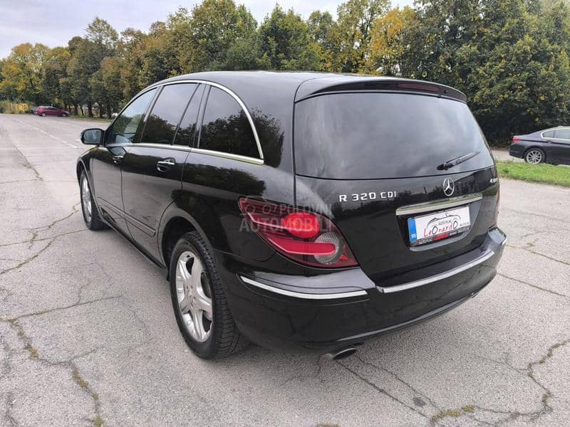 Mercedes Benz R 320 