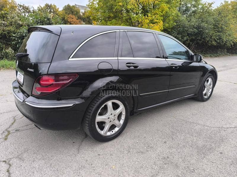 Mercedes Benz R 320 