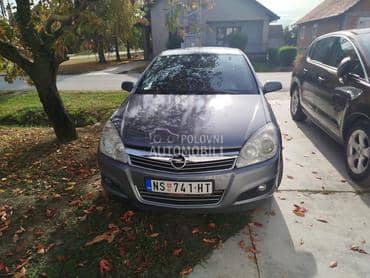 Opel Astra H 