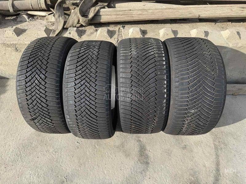 Yokohama 315/30 R23 Zimska