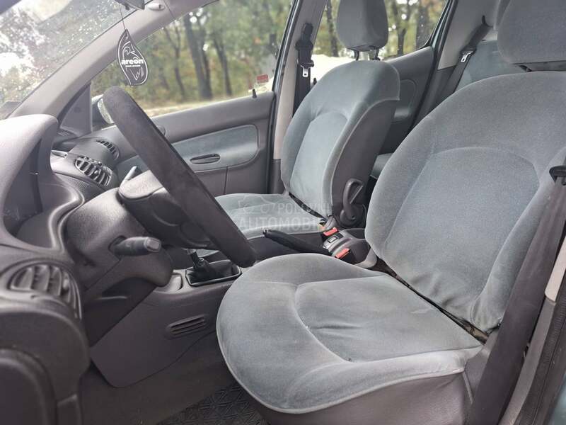 Peugeot 206 1.6 16v GLX
