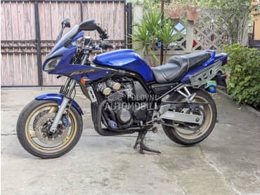 Yamaha Fazer 600 FZS600