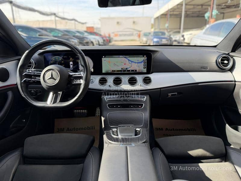 Mercedes Benz E 200 D/AMG/MULTIBEAM/360 Mercedes Benz E 200 D/AMG/MULTIBEAM/360