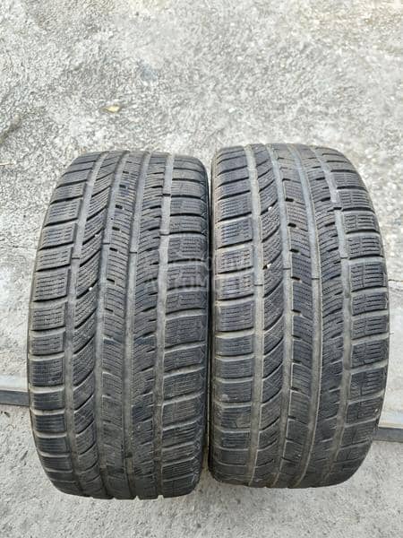 Ostalo 225/40 R18 Zimska
