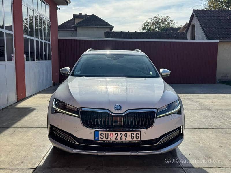 Škoda Superb 2.0TDI 4x4 SCOUT