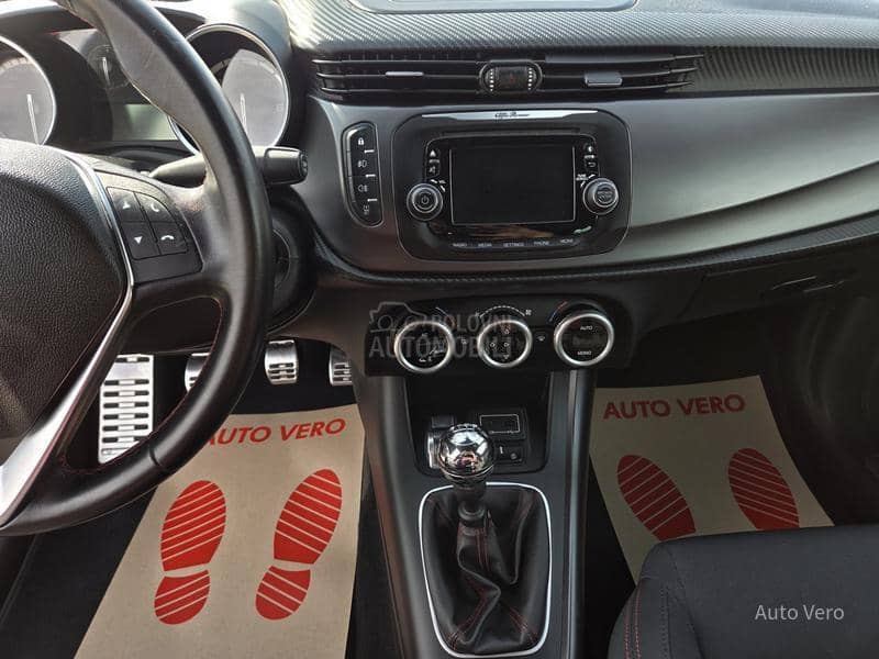 Alfa Romeo Giulietta 1.6MJet Sprint Alfa Romeo Giulietta 1.6MJet Sprint