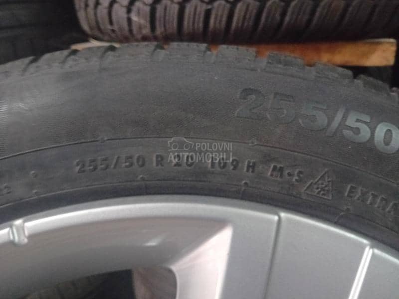 Continentalxl 255/50 R20 Zimska