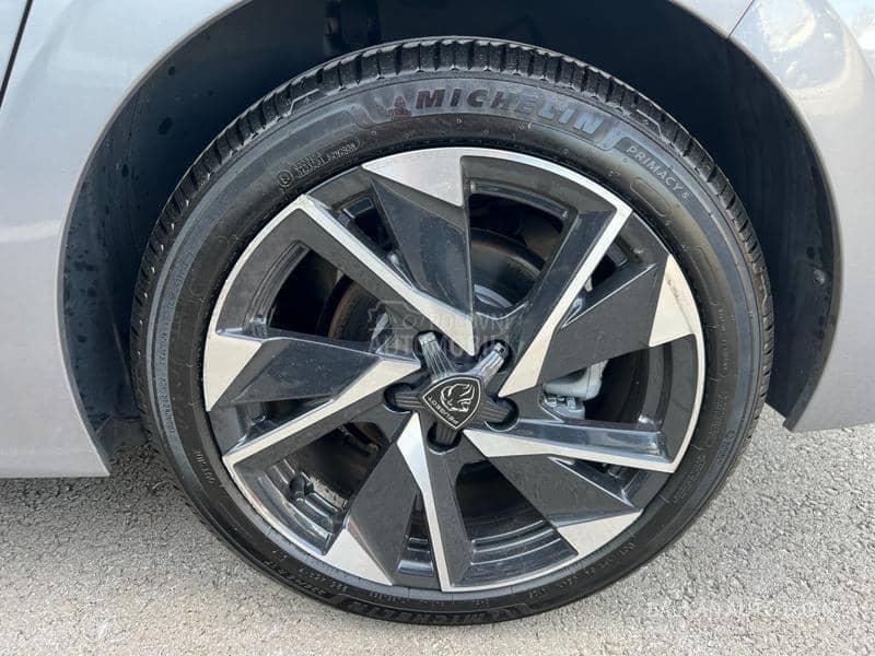 Peugeot 308 1.5 HDI/ALLURE/AUT